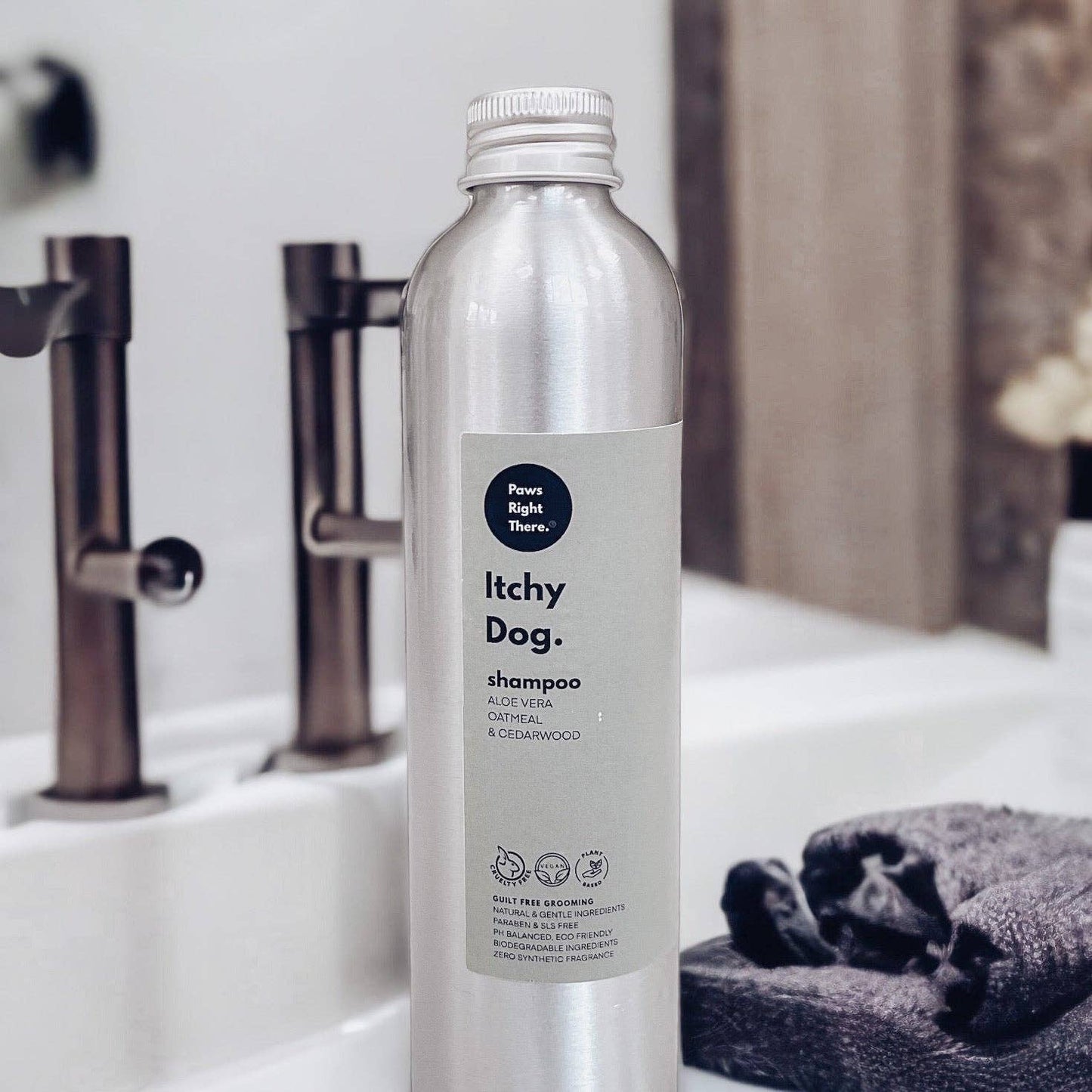 Itchy Dog Shampoo with Pump | Oatmeal | Aloe Vera | Natural | Eco